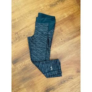 Under Armour Cropped Leggings